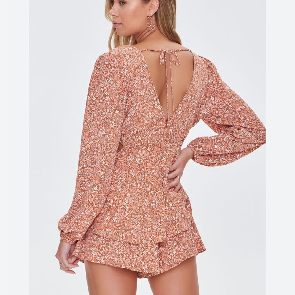 Romper - Picture 2 of 6